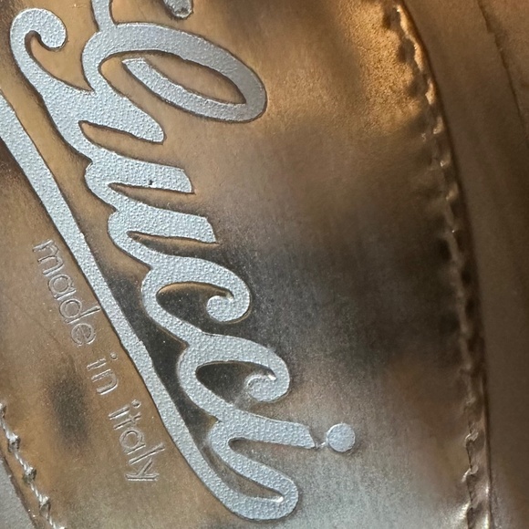 🍾💟🥂AUTHENTIC GUCCI Leather Platform tan/cream Pumps - Great Condition!🍾🥂 - Picture 2 of 16